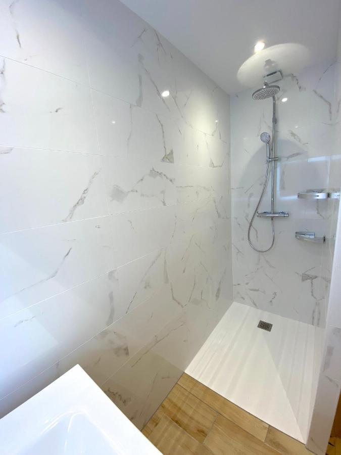 Vakantiehuis T2 Neuf, Parking & Garage Prive, Proche Centre *